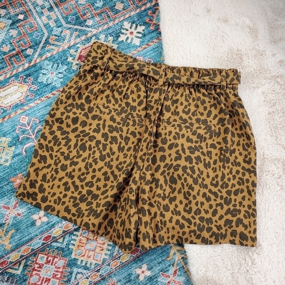 A New Day Leopard Paperbag Shorts XS - Picture 5 of 5